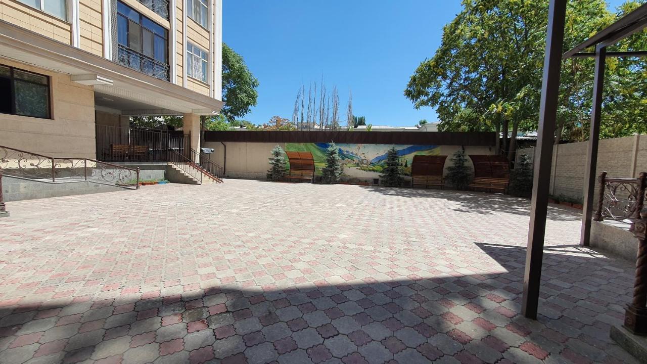 Apartment With Panoramic View In The Center Biszkek Zewnętrze zdjęcie
