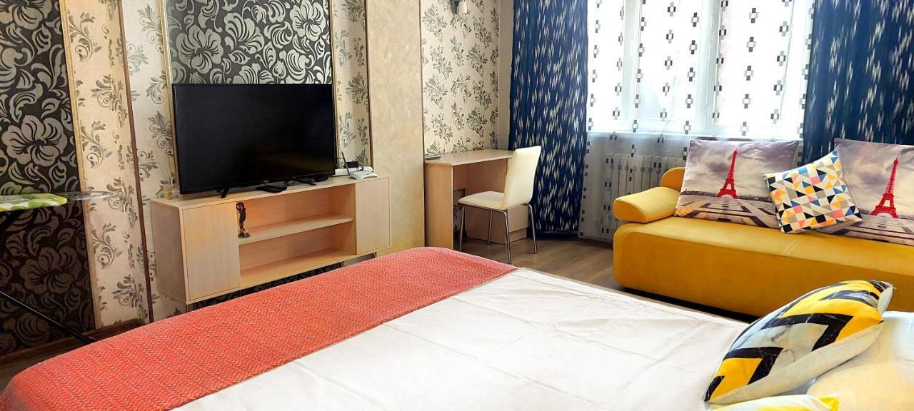Apartment With Panoramic View In The Center Biszkek Zewnętrze zdjęcie